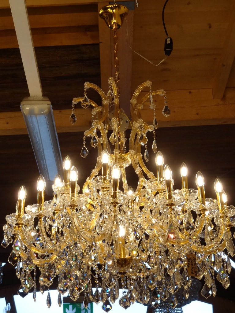 Kronleuchter Bleikristall Gold 105cm + Kette  25 Lichter