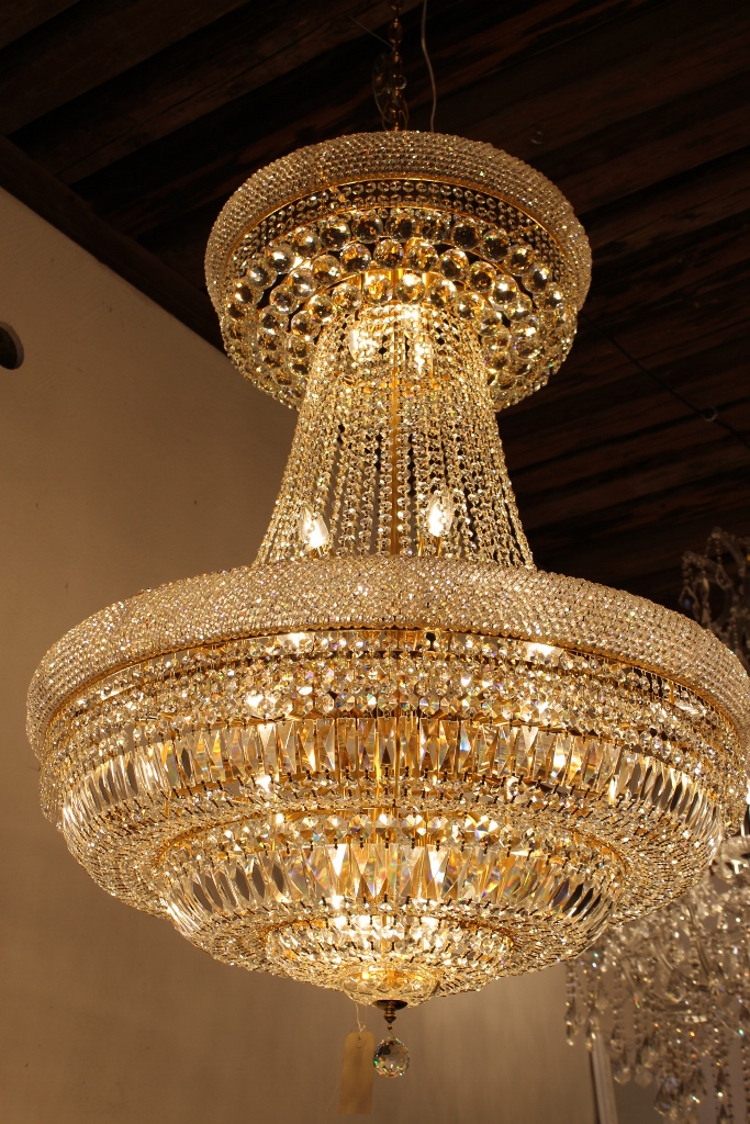 Kronleuchter Bleikristall / Lüster Gold 120cm+ Kette, 32 Lichter