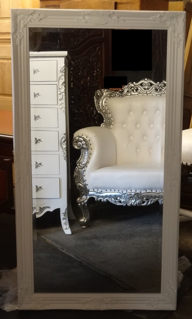 Spiegel / Wandspiegel in weiss  73X133